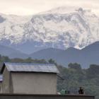 Daily Photo: Glimpse of the Himalayas